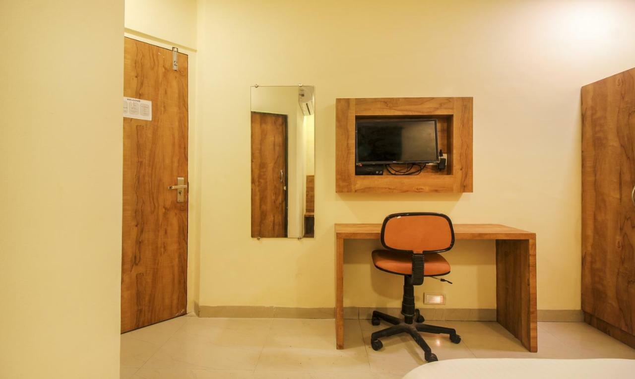 Tiba Hotel Mumbai Dış mekan fotoğraf