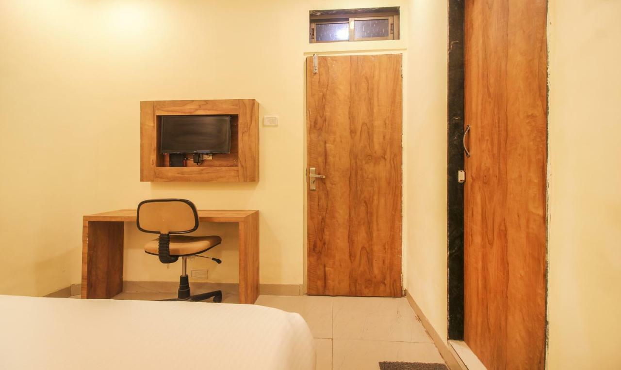 Tiba Hotel Mumbai Dış mekan fotoğraf