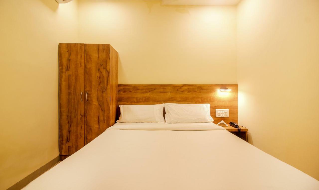 Tiba Hotel Mumbai Dış mekan fotoğraf
