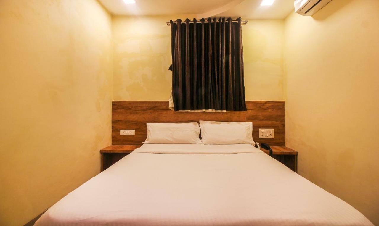 Tiba Hotel Mumbai Dış mekan fotoğraf